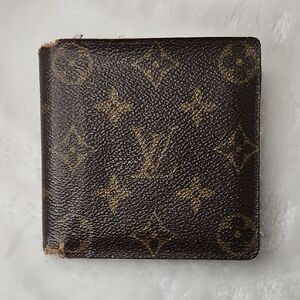 Vintage Louis Vuitton Wallet ~ with damage (see photos)